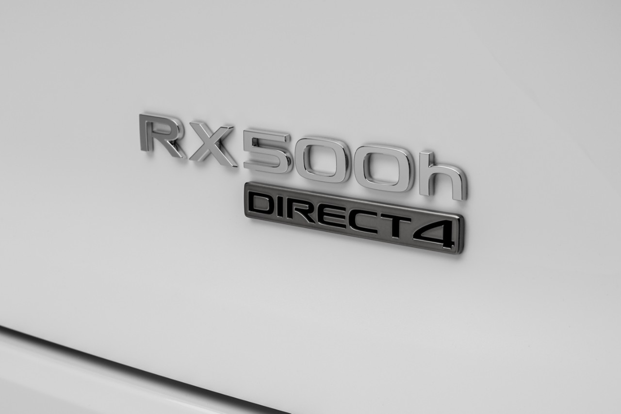 LEXUS RX 500h FSPORT WHITE - DETAIL - BADGE-1