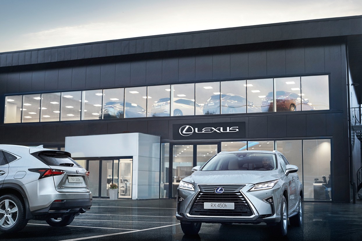 lexus_19b_retail02181616